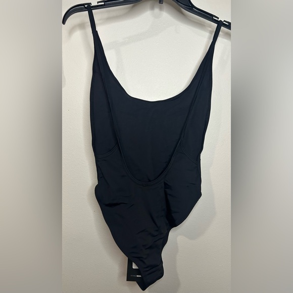 *Reseller Bundle- 15 Pieces* NWT Fashion Nova Bundle of Swim - Picture 3 of 12